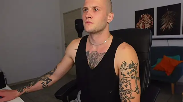 Igor_Wilde webcam
