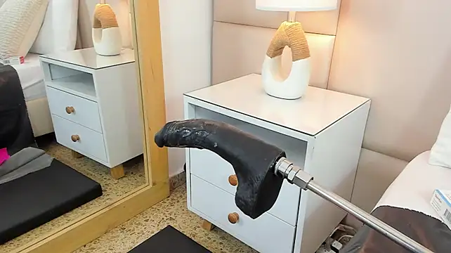 AntoniaRoss_ webcam