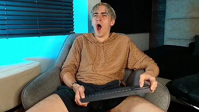 Tyler_Mcrey webcam