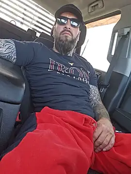 Beardedtattood webcam