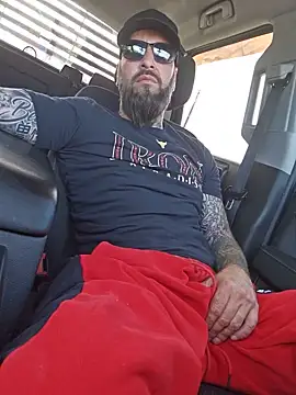 Beardedtattood live sex cam