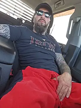 Beardedtattood webcam