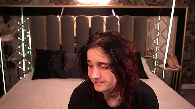 CassandraGold webcam