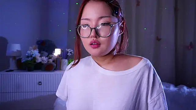 NelleMihalko webcam
