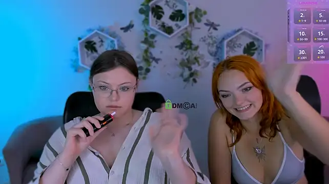 melody_sky_ webcam