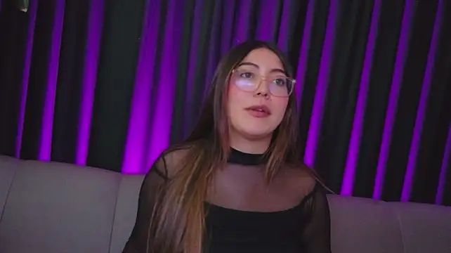 Mila_white1