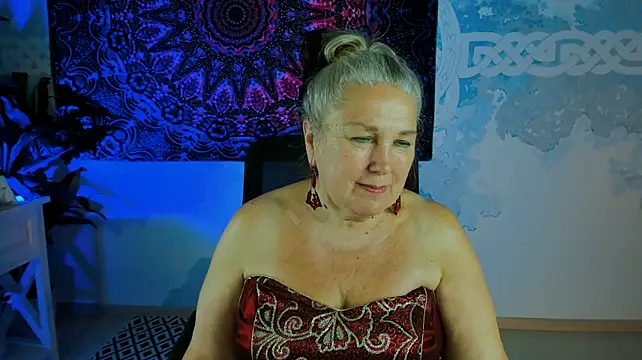LilaMaharani webcam