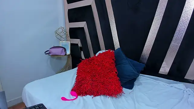 Celeeste_prado webcam