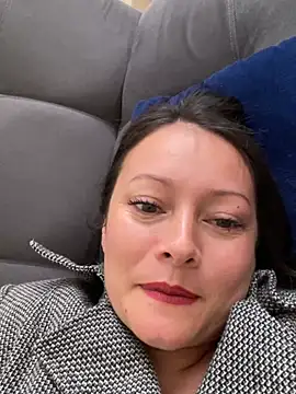 Samii_Sw live cam on StripChat