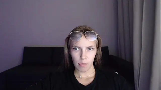 HitGyrl webcam