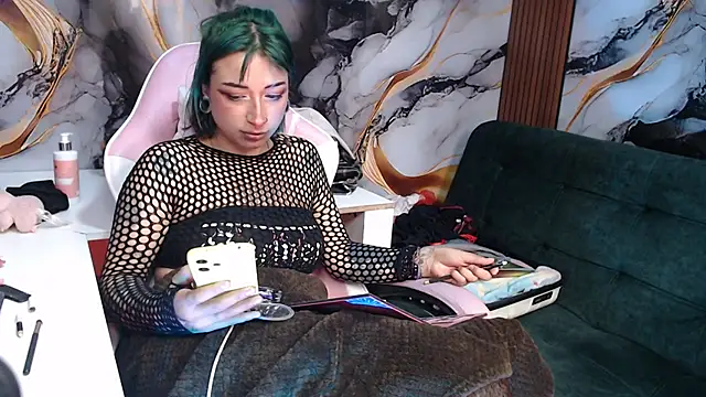 _weird_sativa webcam