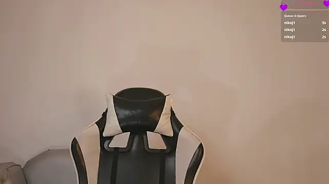 Velvet_Raze webcam