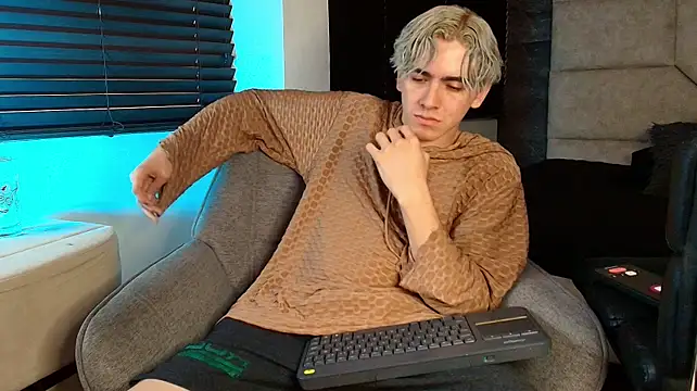 Tyler_Mcrey webcam