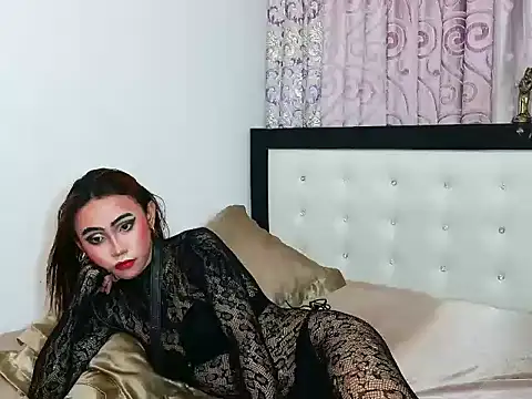 WildCelineMisstress live cam on StripChat