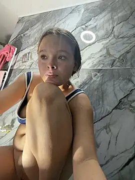 Yasmina_Noir live cam on StripChat