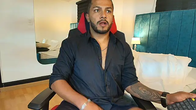 bruno_silva_ (M young) - take off shirt!!