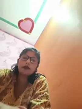 Ass_big_girl live cam on StripChat