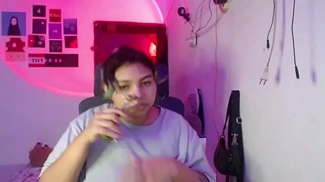kimy_19 webcam