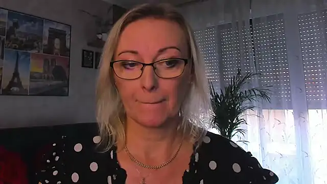 vanessa_chat