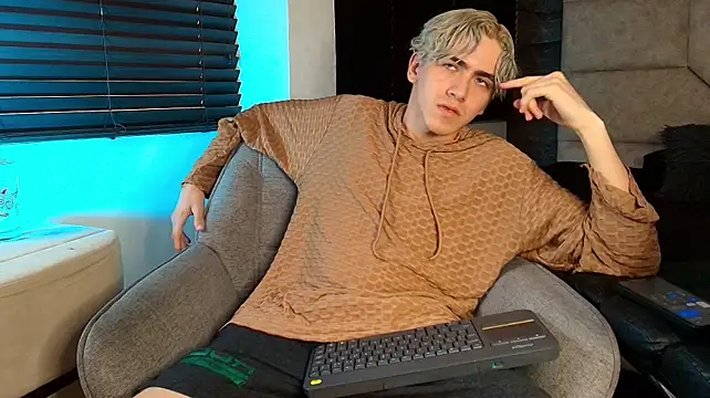 Tyler_Mcrey webcam