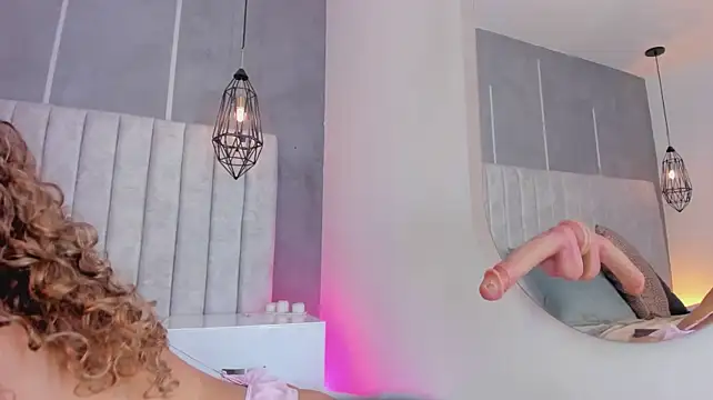 my_friends_mom live sex cam