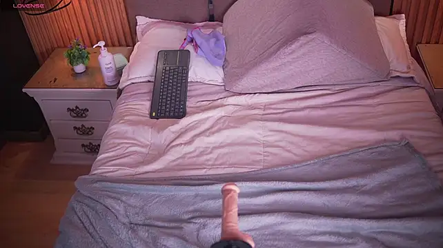 MiaTorres4 webcam