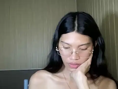Yourgoddess_jayve webcam