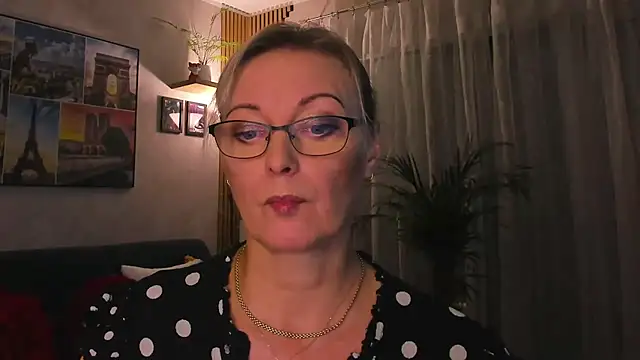 vanessa_chat
