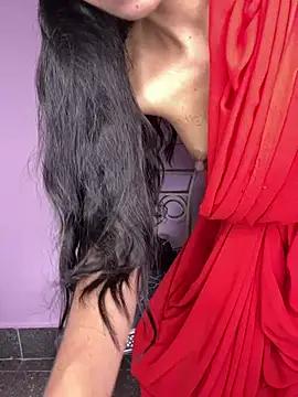 cute_simmy0 webcam