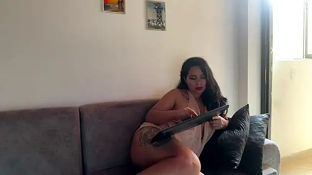 selenaln webcam
