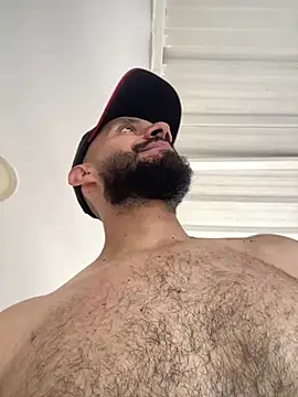 Elferjuan1310 webcam