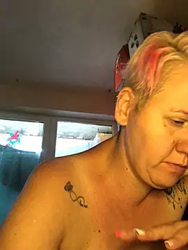 SofiaAmour webcam