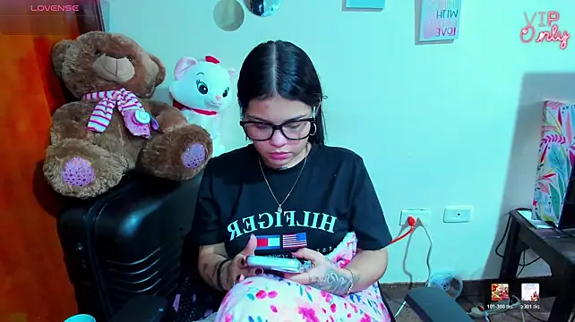 angelina_77 webcam
