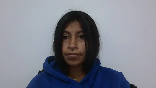 Pocahontas_Honey webcam