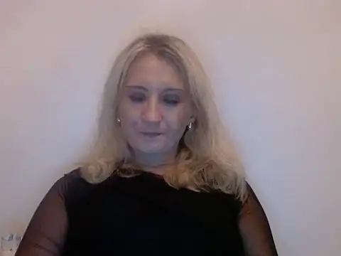 ViolettaMature webcam