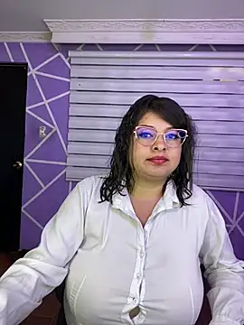 MiiaaJoness