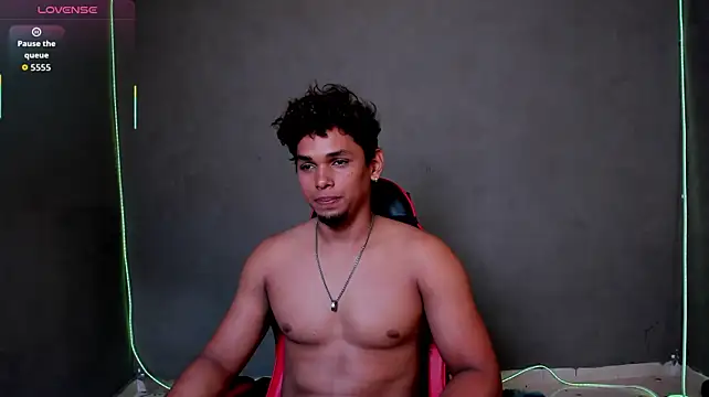 LiamVibes212 webcam