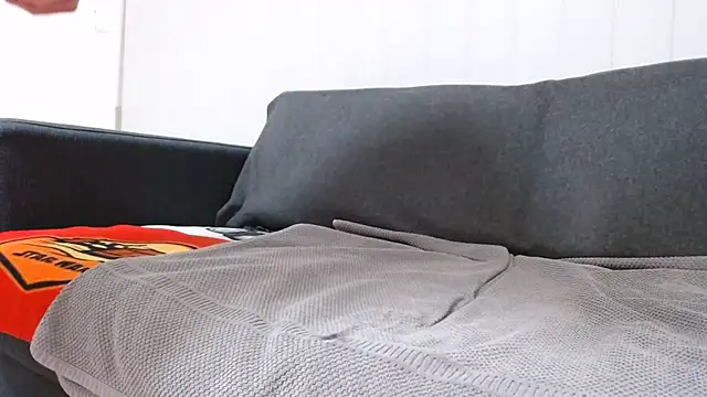 lilchristian@xh webcam