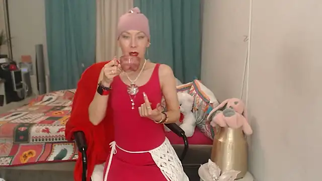 LuxuryNika webcam