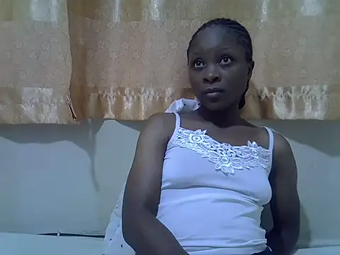 Prettie_maya48 webcam