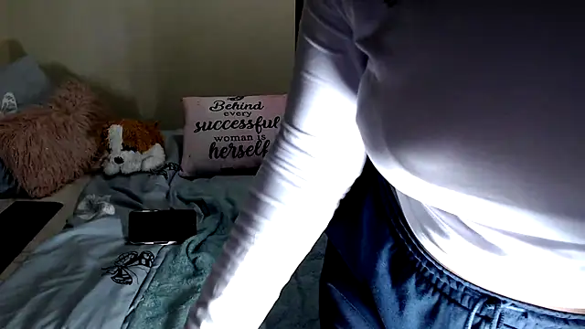 FitSelina66 webcam