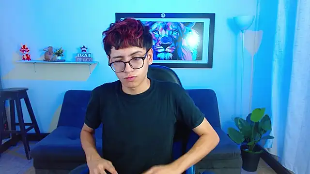 alexcum_18