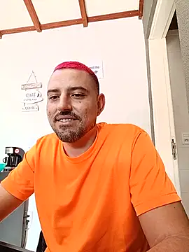 P4uzud4O