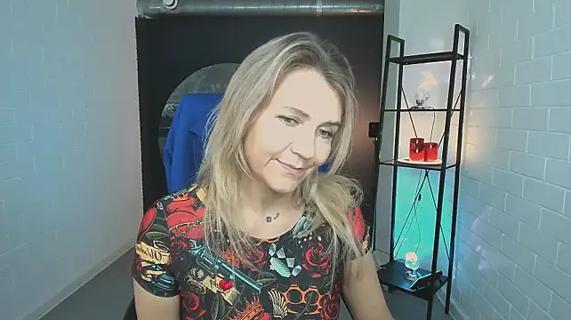 NicoleHitman webcam