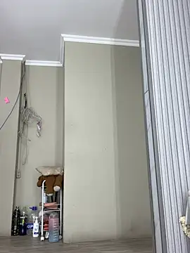 GiaRedd webcam