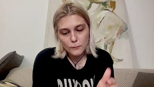 Ella_Bloom