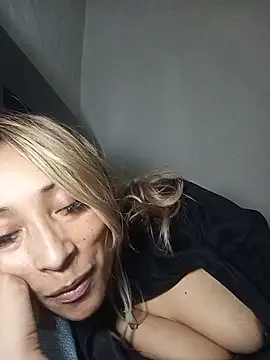 alexiajames_13 webcam