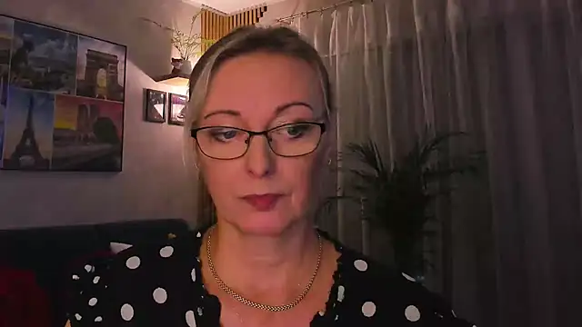 vanessa_chat live cam on StripChat