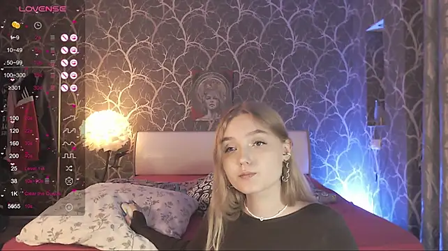 MiaMiaMeow webcam