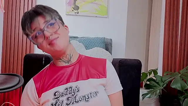 Rebeka-baker webcam